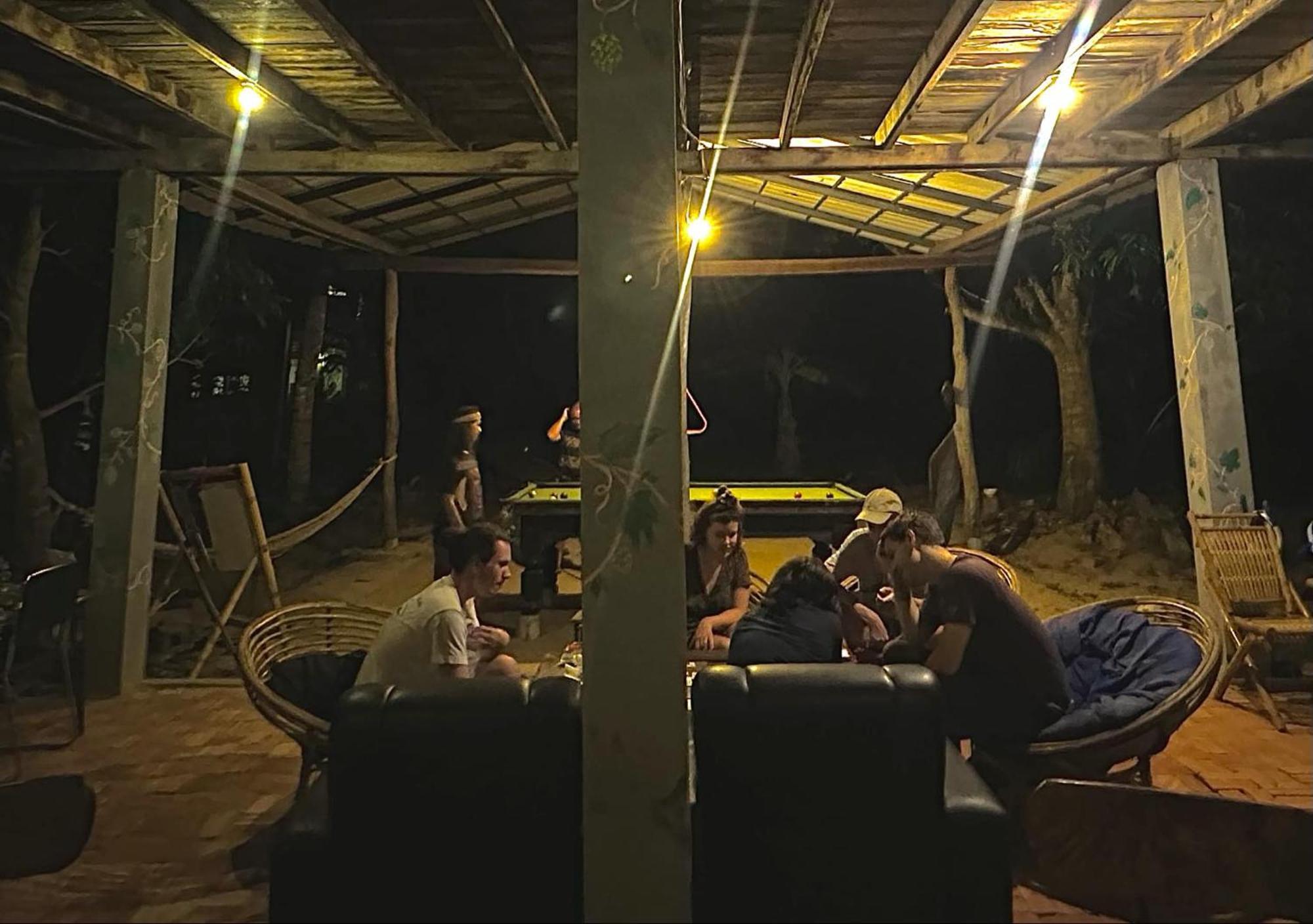 The Bonsai Hostel Đảo Koh Rong Samloem Ngoại thất bức ảnh